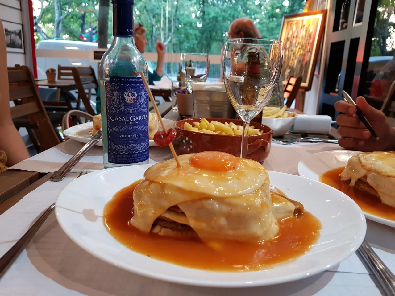 Santa Sede, bar em Viseu